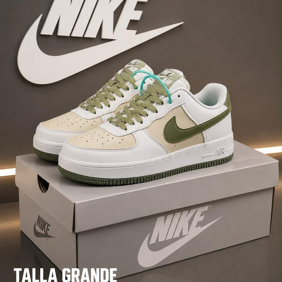 Nike tenis Air Force 1 Talla+